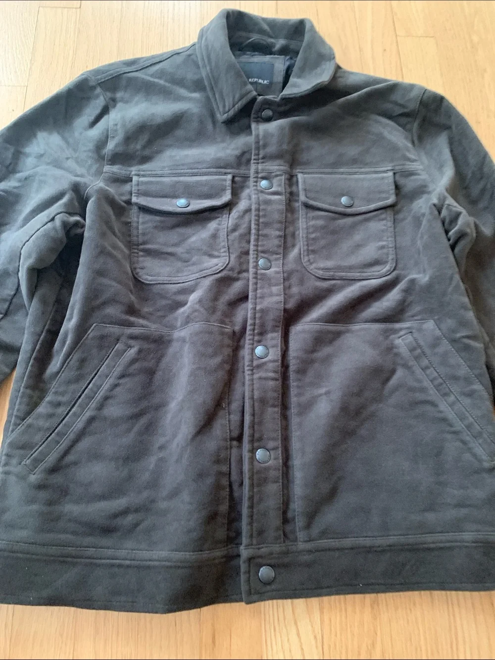 Banana Republic Men’s Italian Moleskin Snap Up Trucker Jacket Deep Olive Medium